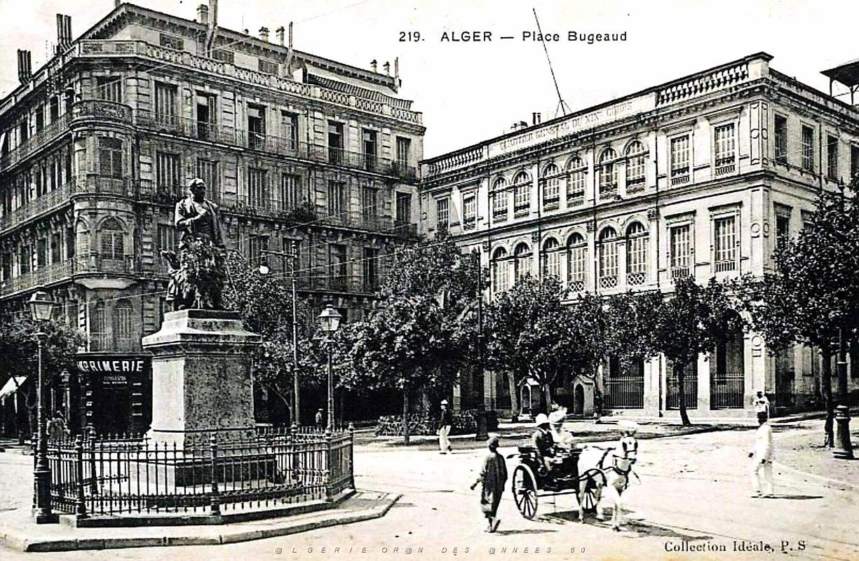 1255- Alger - Place Bugeaud.jpg